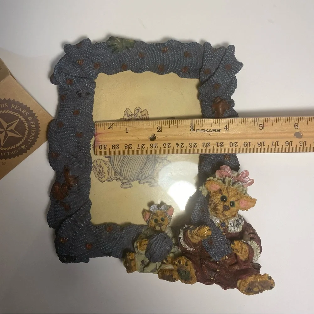 Vintage NIB Frame, Knitting Kittens, Folkstone Collection